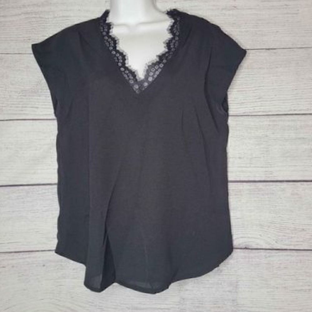 Women's Loose Fit Fringe V Neck Top Small